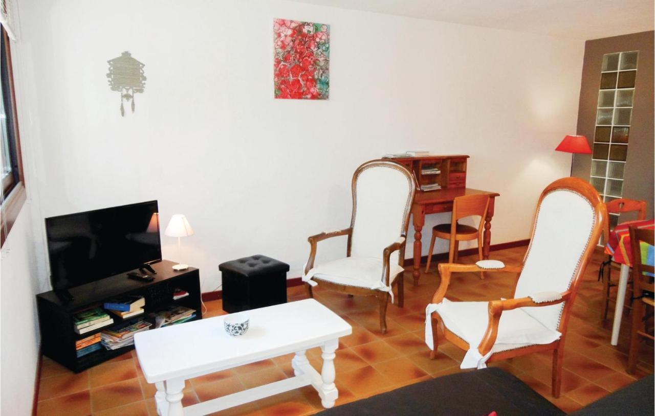 Stunning Apartment In Pignan With Kitchen Dış mekan fotoğraf